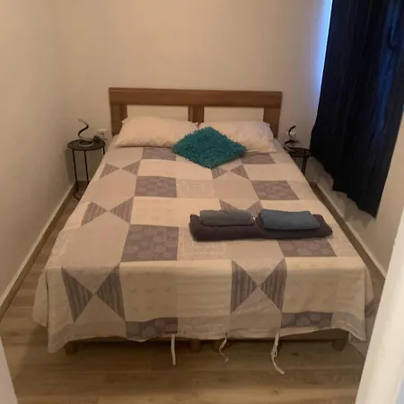 In With Balcony, Air Conditioning, Wi-fi Vrsi