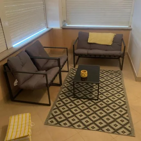 In With Balcony, Air Conditioning, Wi-fi Lejlighed
