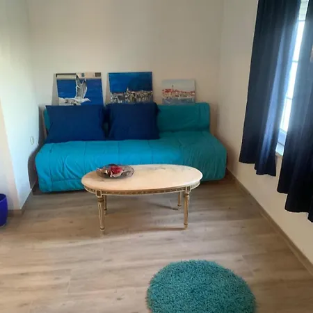Apartmán In With Balcony, Air Conditioning, Wi-fi